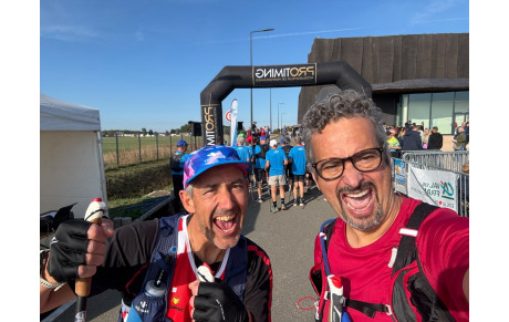2 fiers représentants de la marche nordique à la Bâtirun !